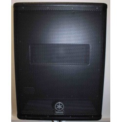 Yamaha DXS15 - Caisson de basse actif 15''  950 Watts - occasion (+ housse)