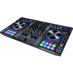 DENON DJ MC7000 - Contrôleur 4 voies + 2 cartes son Stock B