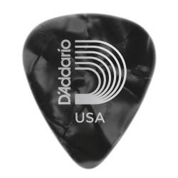 D'Addario 1CBKP4-100 - Médiators noirs, pack de 100, Medium