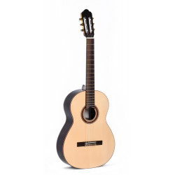 Sigma CR-10 – Guitare  classique 4/4 - table cèdre massif - touche palissandre indien, naturelle