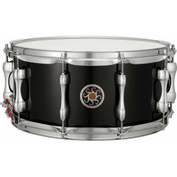 Sakae SD1455MA/M-RB - Caisse claire evolved érable 14"x5,5" real black